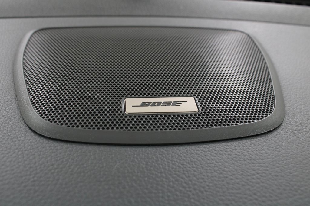 2016 Nissan Rogue Image 46