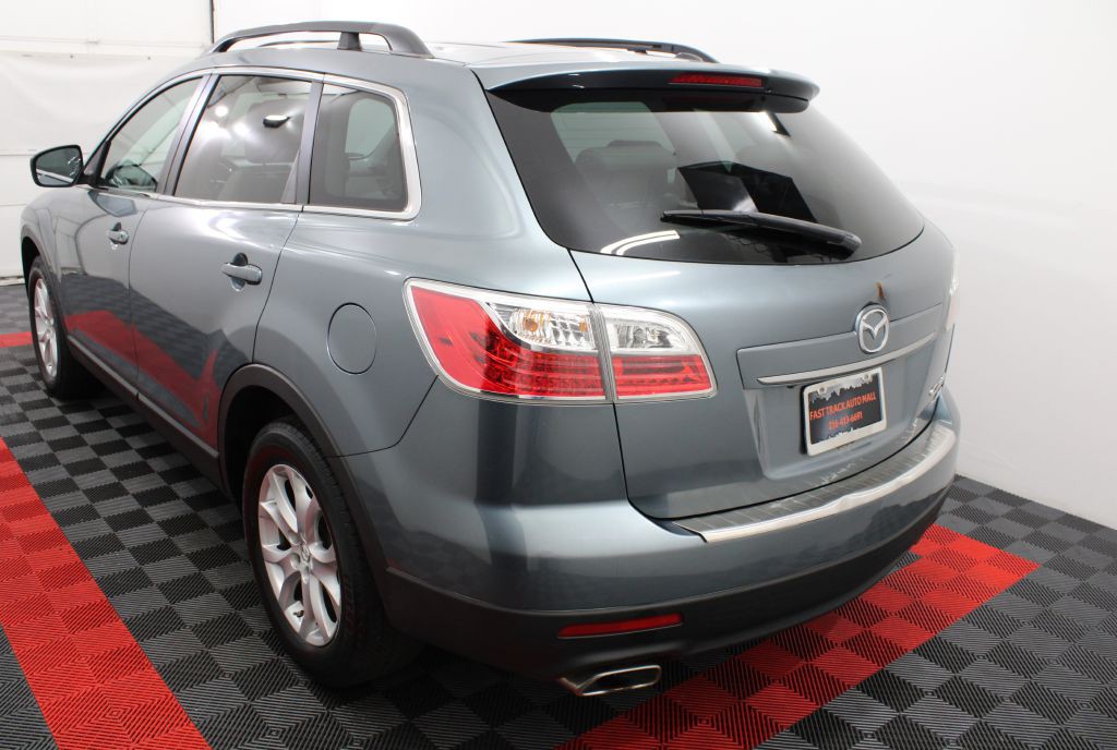 2011 Mazda CX-9 Image 3