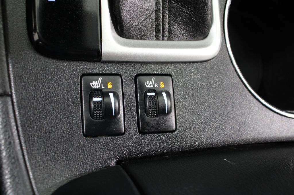 2017 Toyota Highlander Image 31