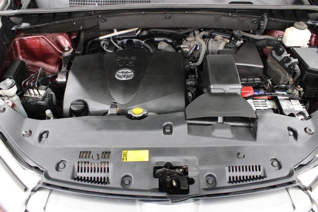 2017 Toyota Highlander Image 49