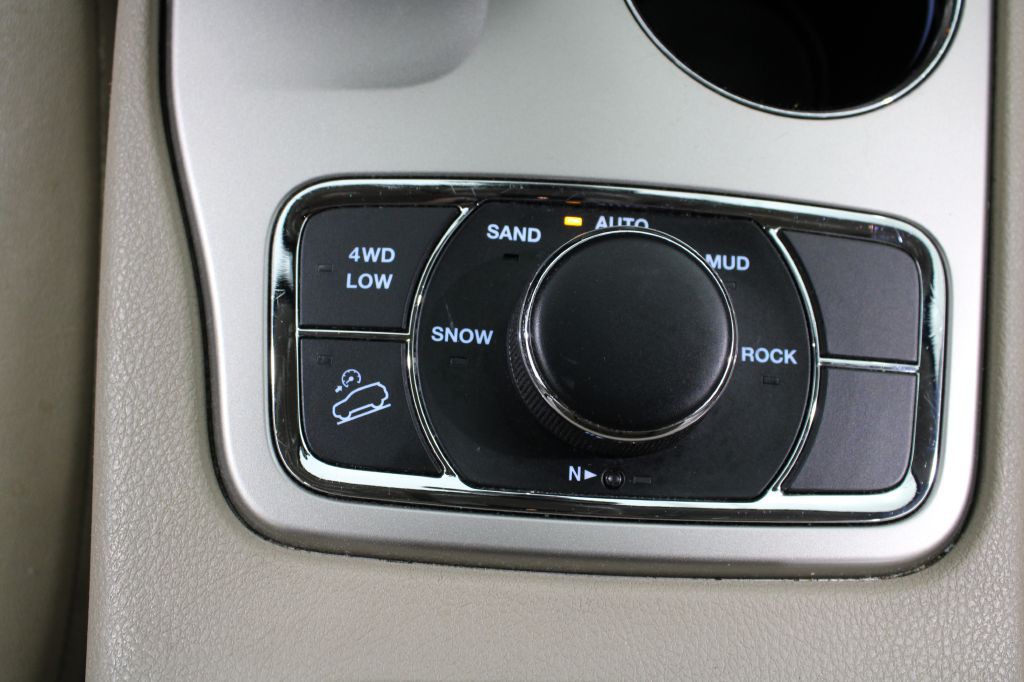 2014 Jeep Grand Cherokee Image 42