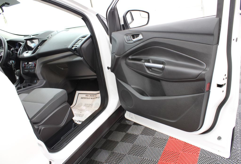 2017 Ford Escape Image 20