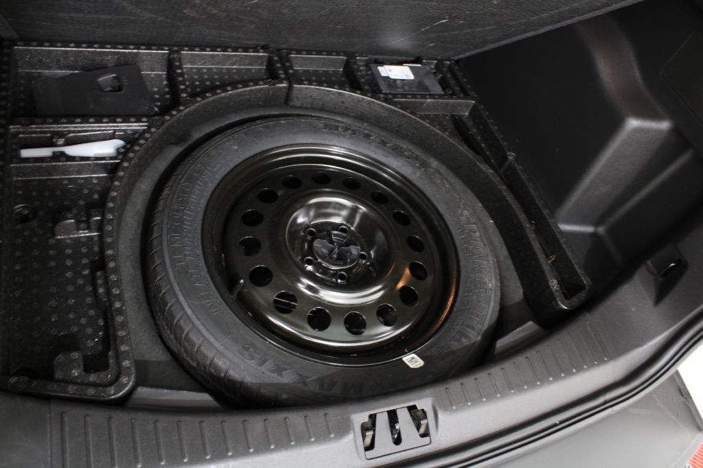 2017 Ford Escape Image 28