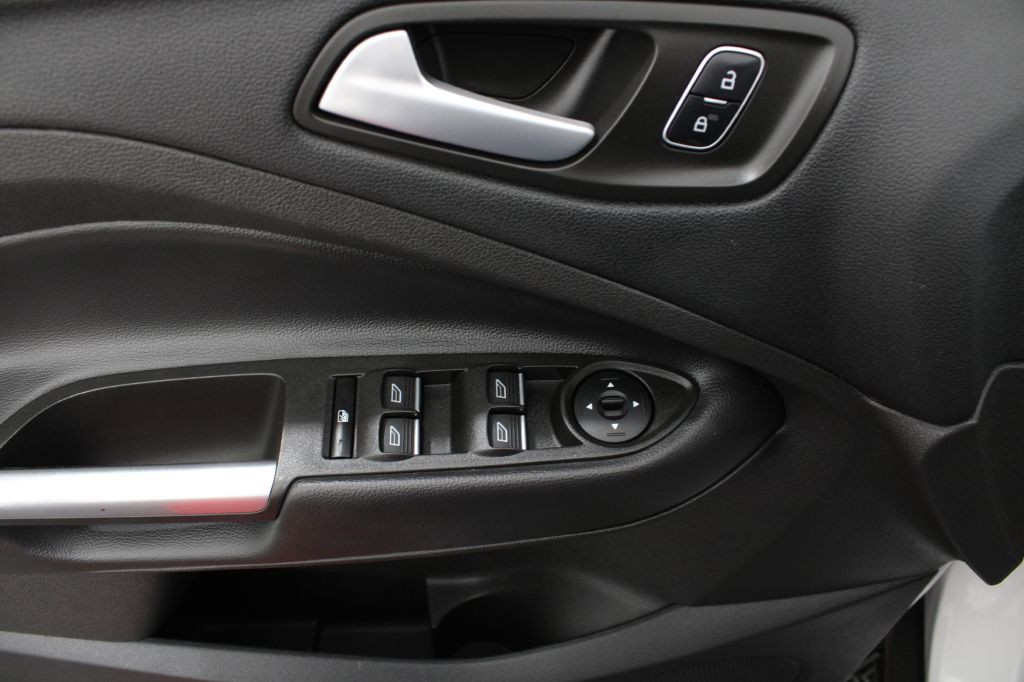 2017 Ford Escape Image 29