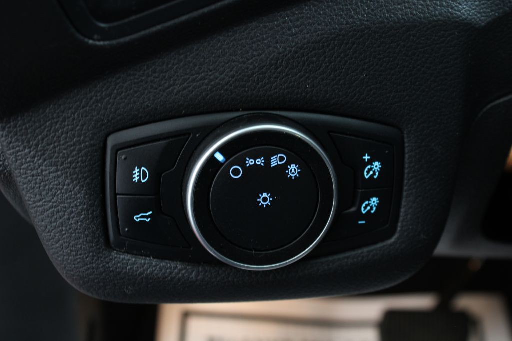 2017 Ford Escape Image 30