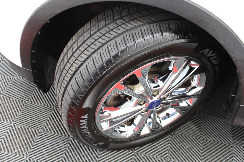 2017 Ford Escape Image 38