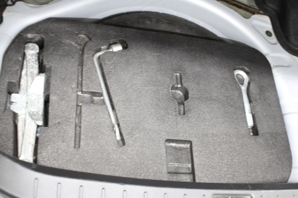 2013 INFINITI G37 Image 19