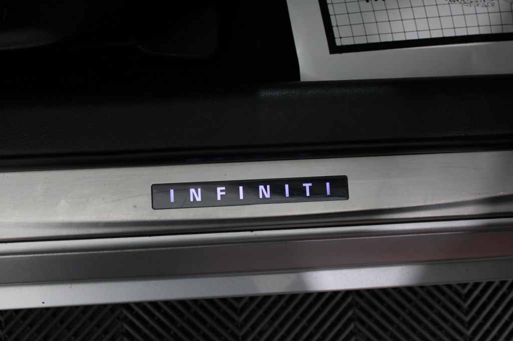 2013 INFINITI G37 Image 25