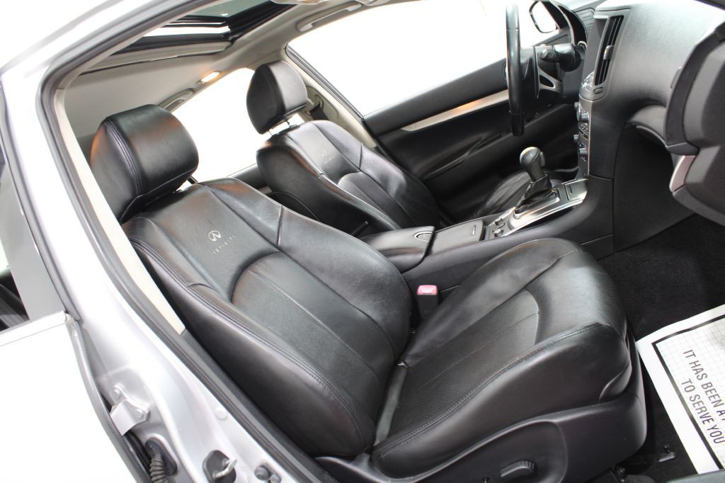 2013 INFINITI G37 Image 26