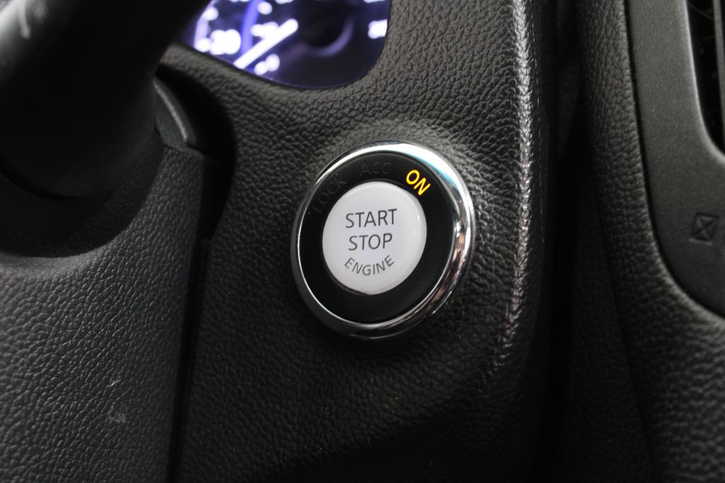 2013 INFINITI G37 Image 30