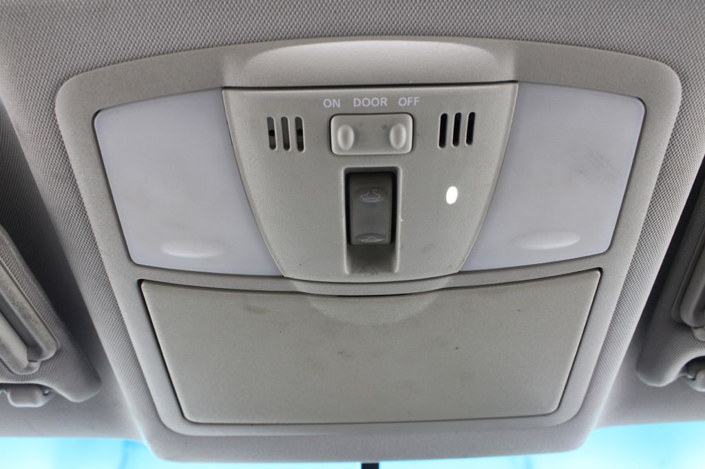 2013 INFINITI G37 Image 31