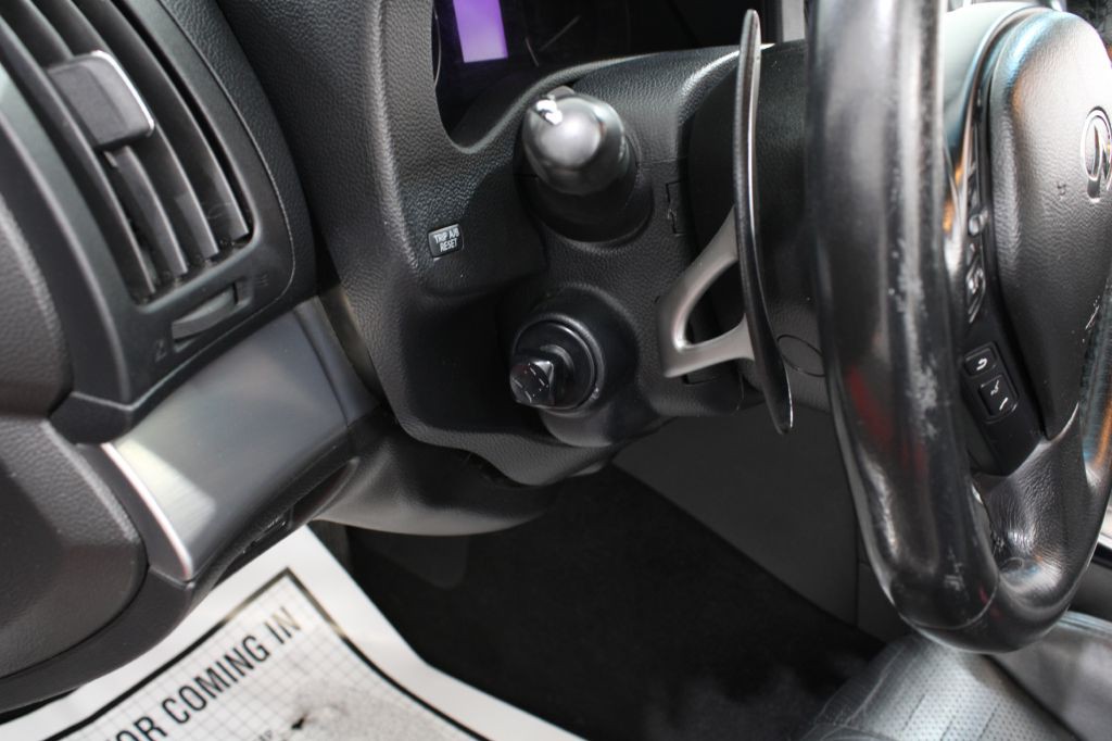 2013 INFINITI G37 Image 36