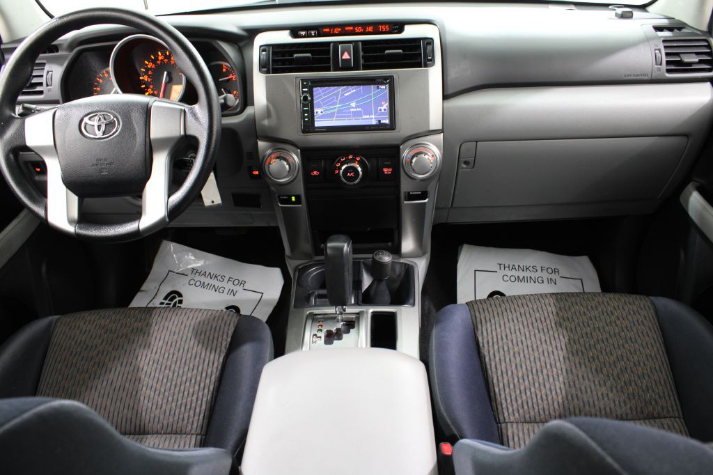 2011 Toyota 4Runner Image 2