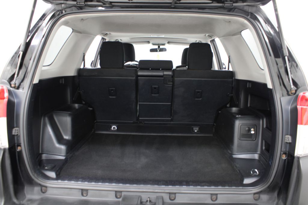 2011 Toyota 4Runner Image 17