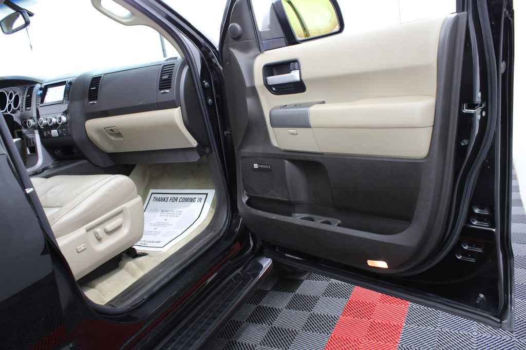 2011 Toyota Sequoia Image 29