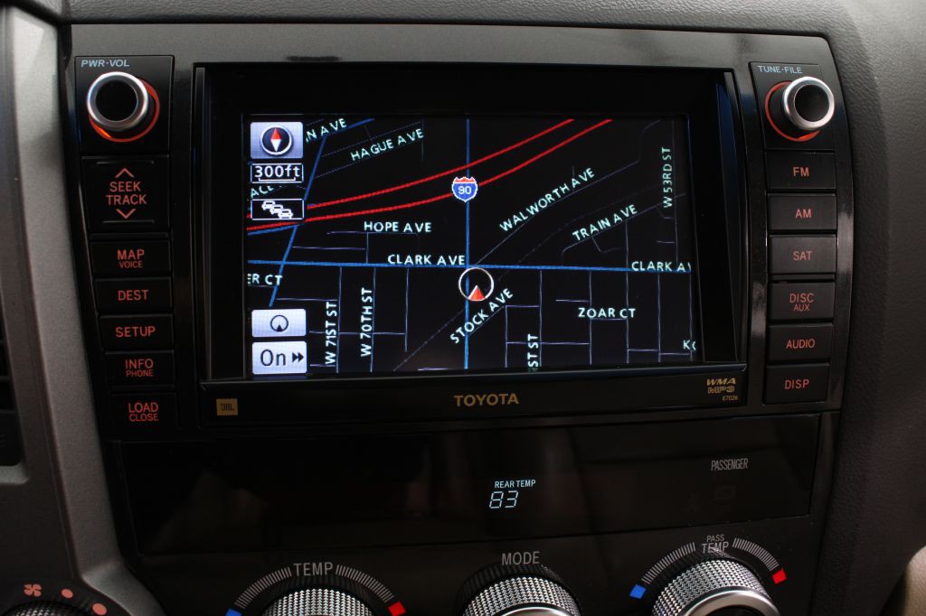 2011 Toyota Sequoia Image 32