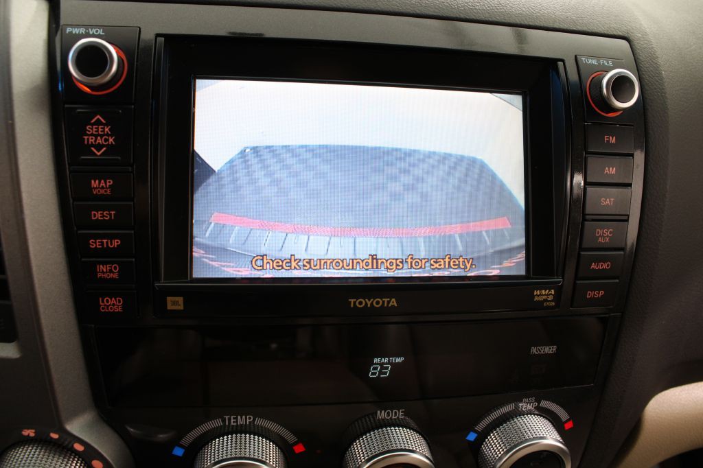 2011 Toyota Sequoia Image 33