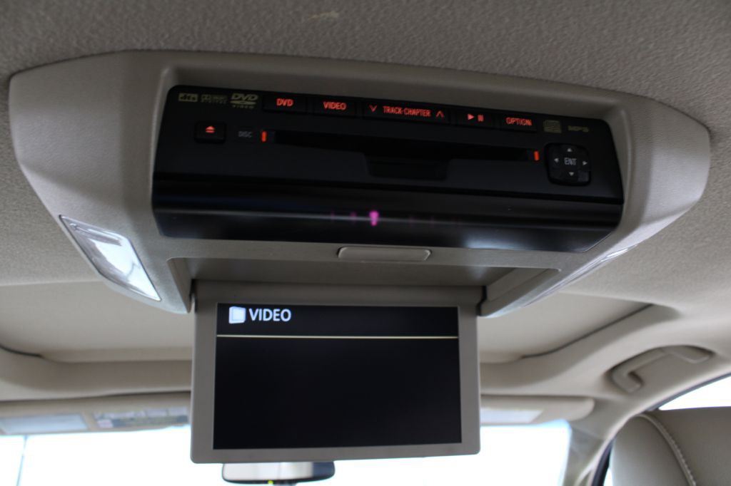 2011 Toyota Sequoia Image 34