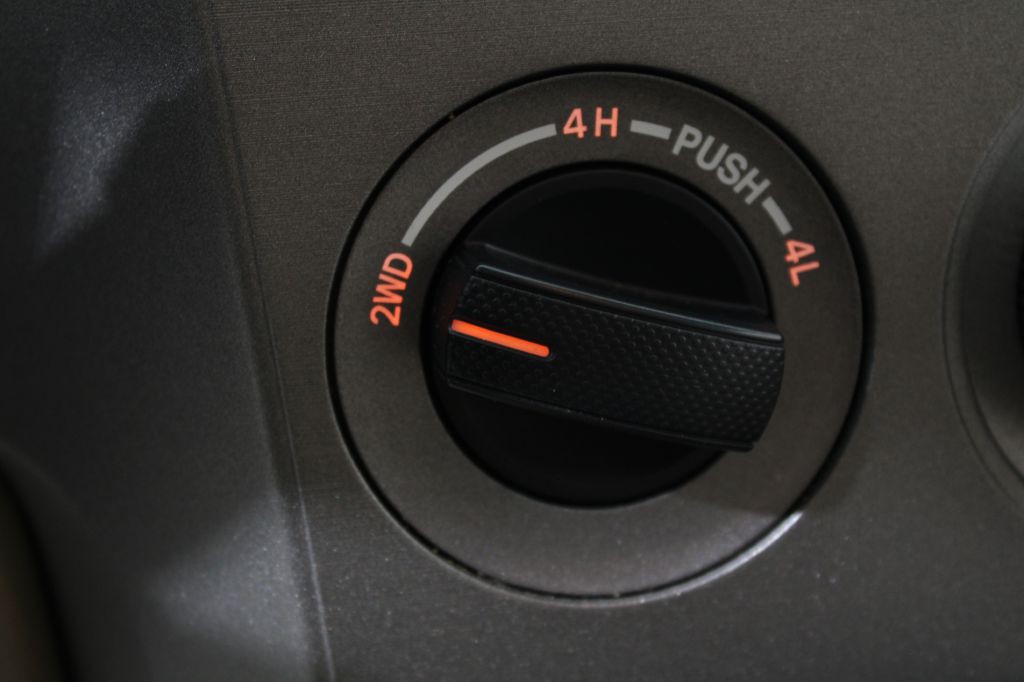 2011 Toyota Sequoia Image 40