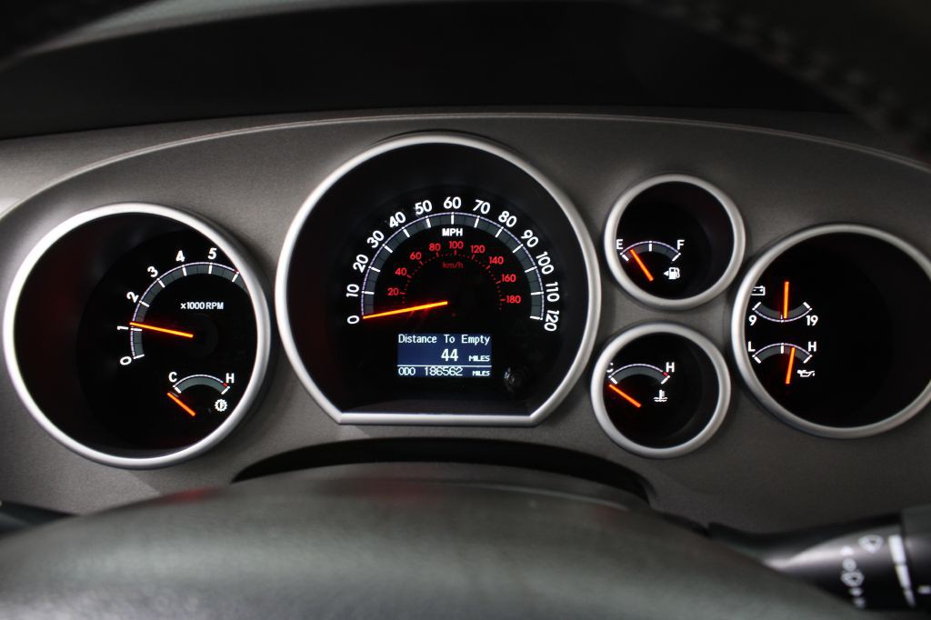 2011 Toyota Sequoia Image 44