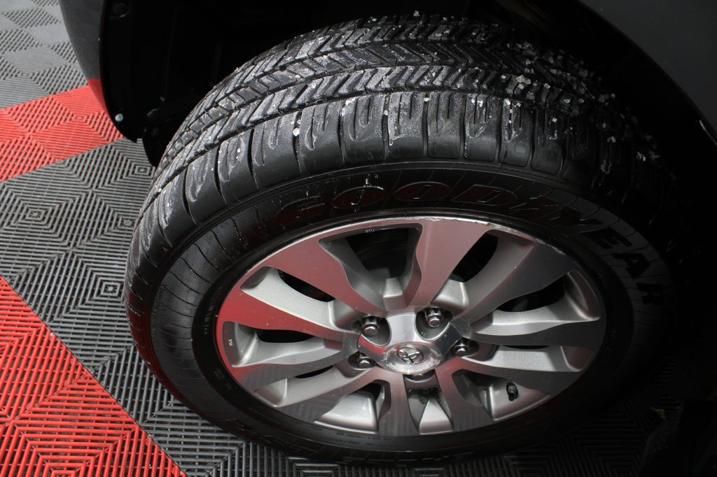 2011 Toyota Sequoia Image 52