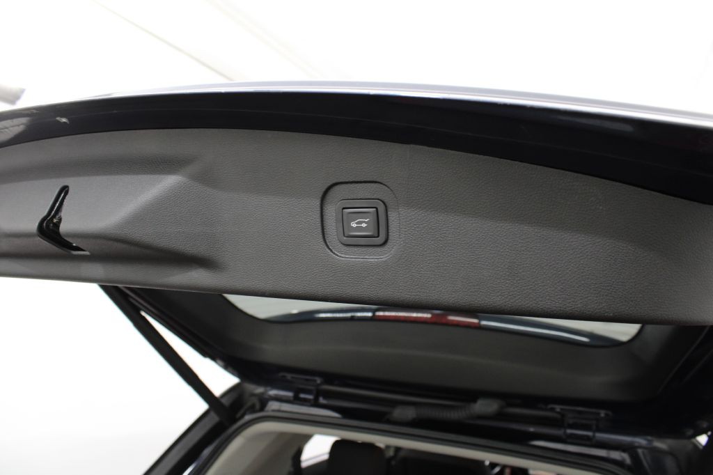 2017 Chevrolet Equinox Image 19