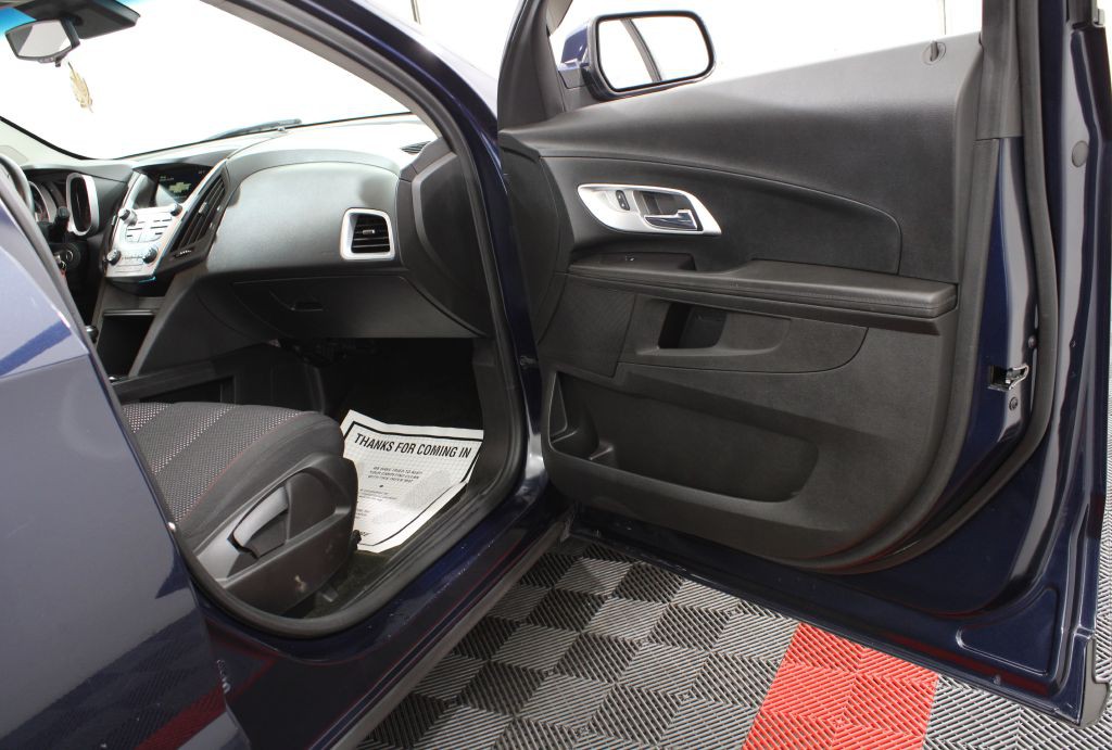 2017 Chevrolet Equinox Image 24