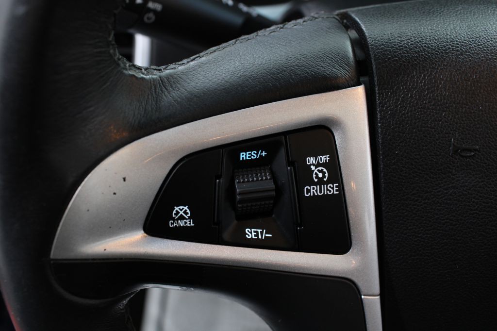 2017 Chevrolet Equinox Image 29