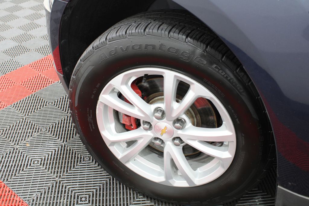 2017 Chevrolet Equinox Image 38
