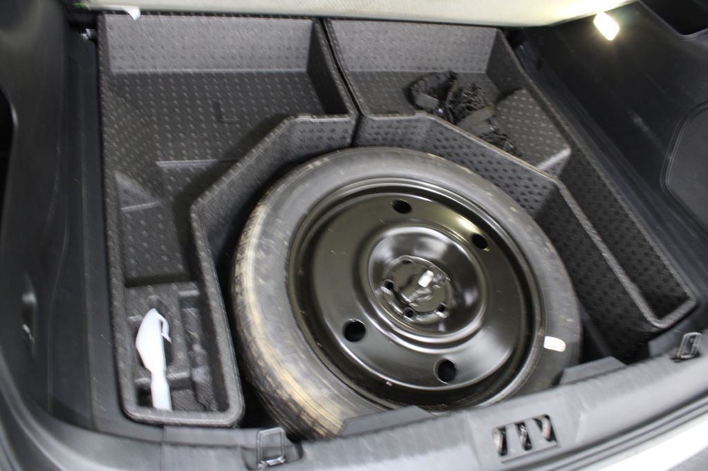 2015 Ford Edge Image 24