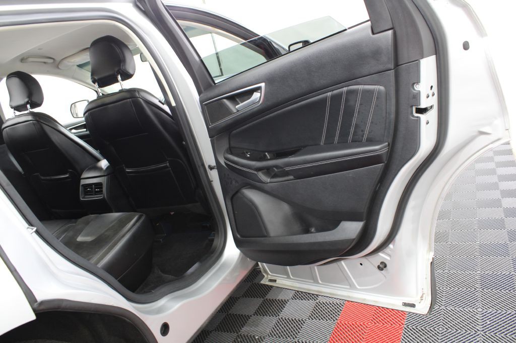 2015 Ford Edge Image 26
