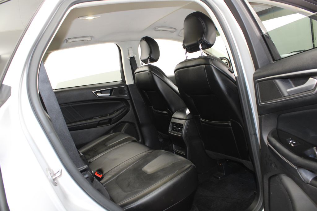 2015 Ford Edge Image 28