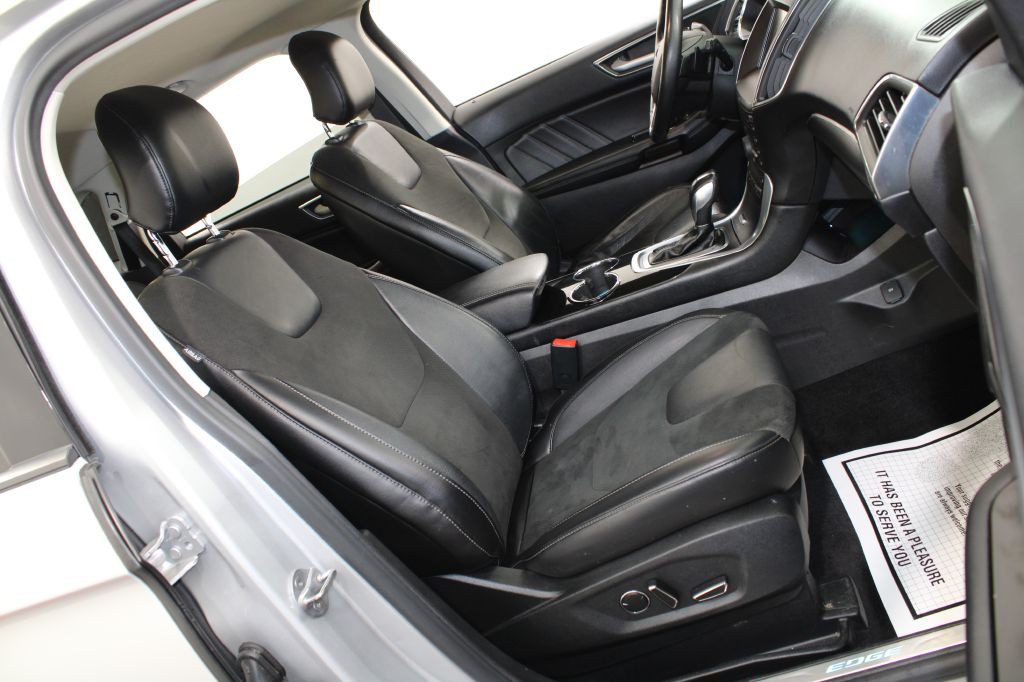 2015 Ford Edge Image 30