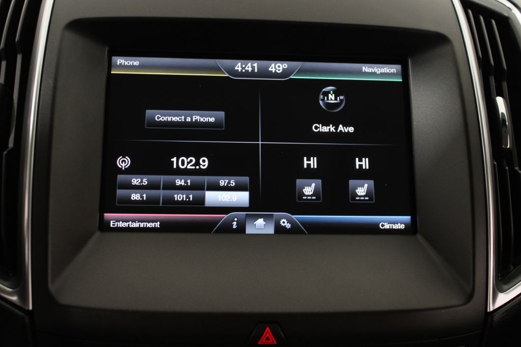 2015 Ford Edge Image 32