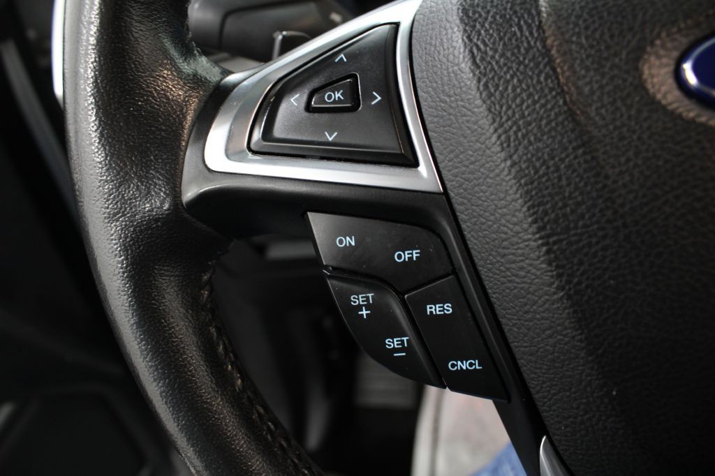 2015 Ford Edge Image 38