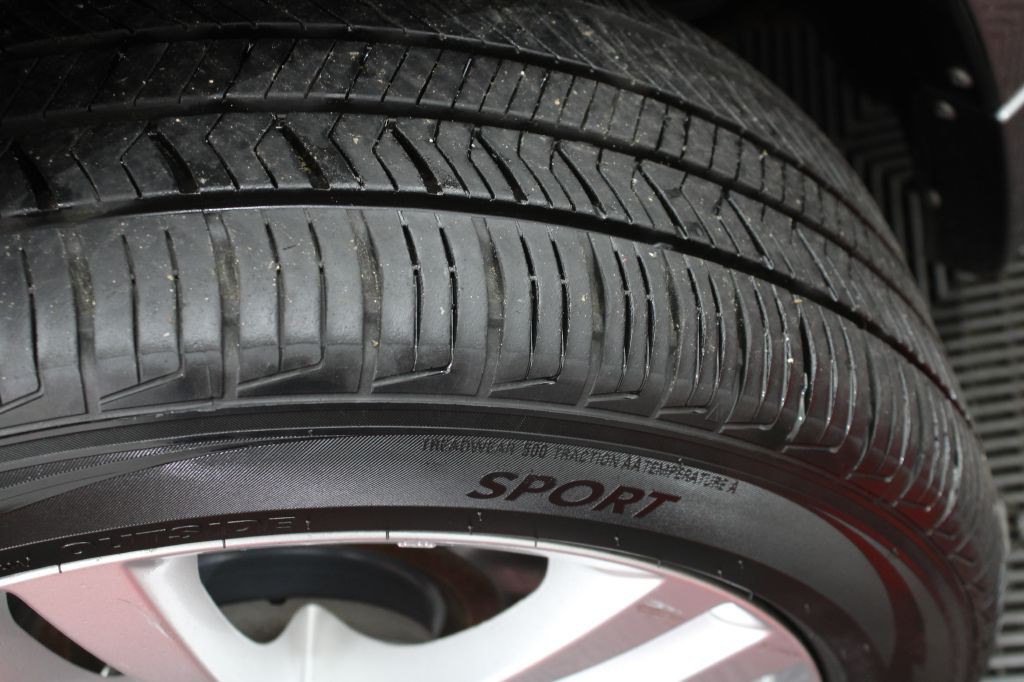 2010 INFINITI G37 Image 48