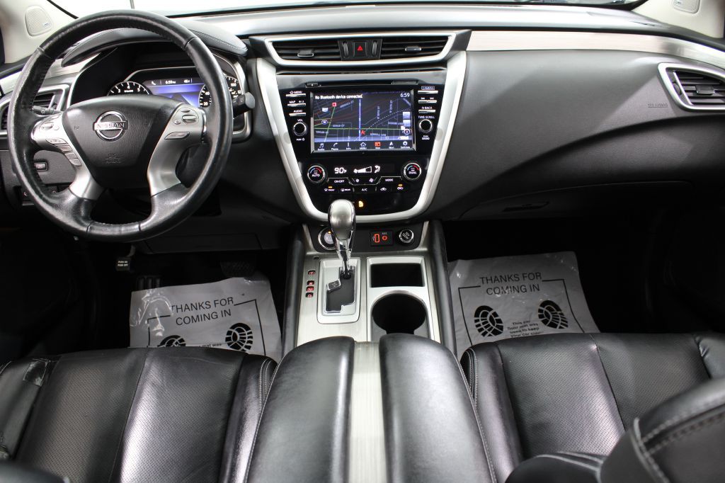 2018 Nissan Murano Image 2
