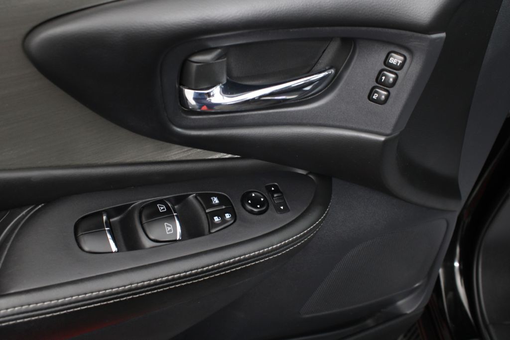 2018 Nissan Murano Image 16