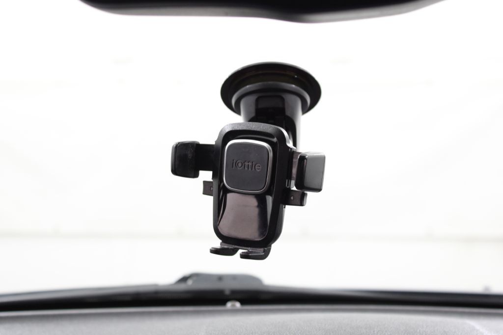 2014 Chrysler 300 Image 23