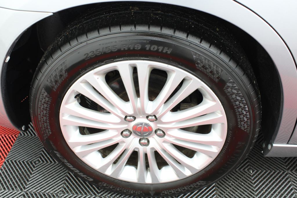 2014 Chrysler 300 Image 34