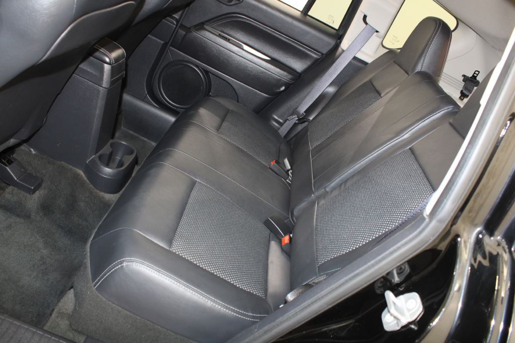 2016 Jeep Compass Image 17