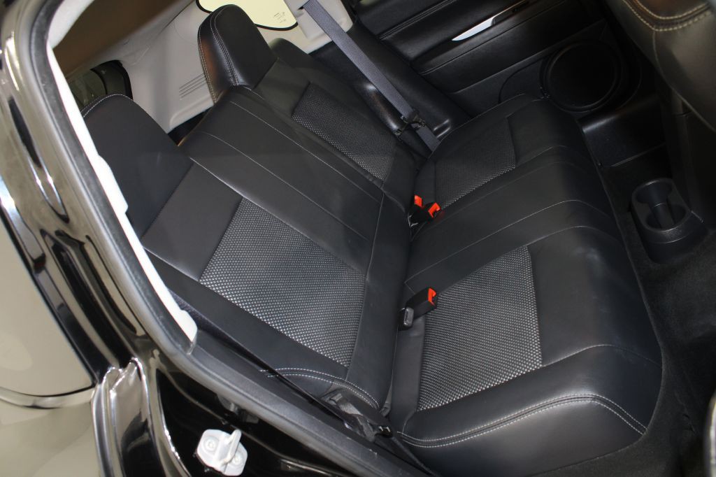 2016 Jeep Compass Image 21