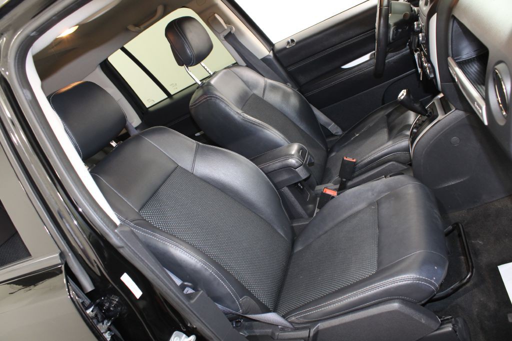 2016 Jeep Compass Image 25