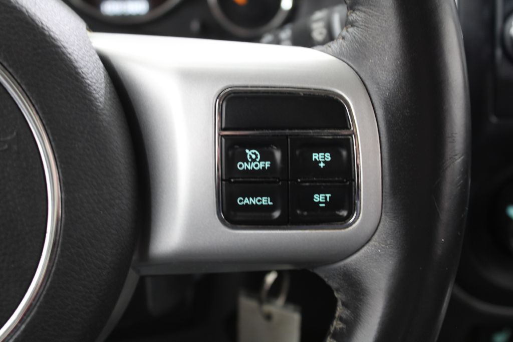 2016 Jeep Compass Image 34