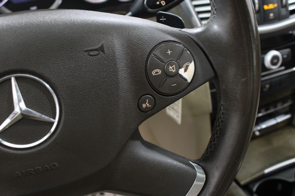 2010 Mercedes-Benz E-Class Image 37