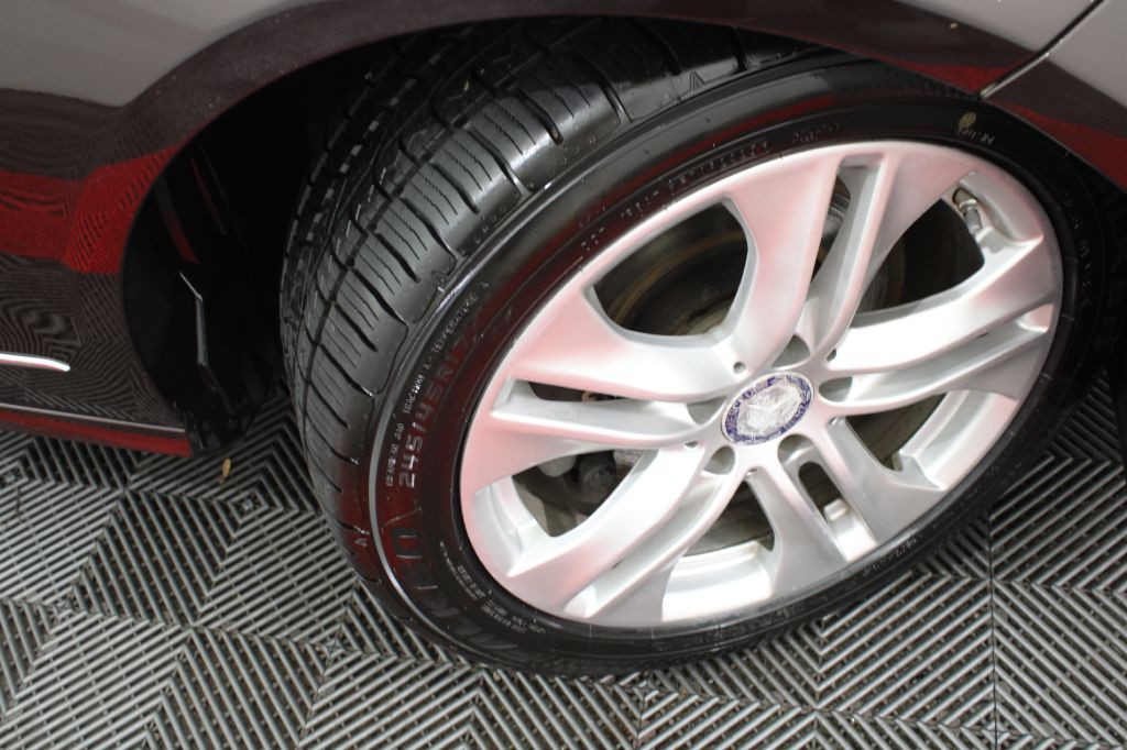 2010 Mercedes-Benz E-Class Image 41