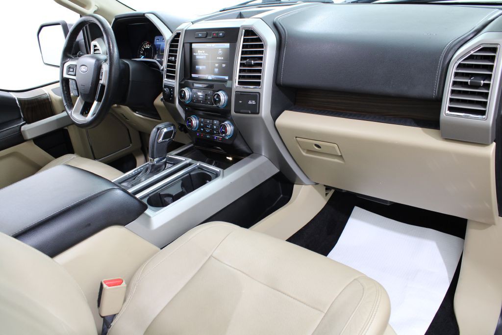 2015 Ford F-150 Image 32