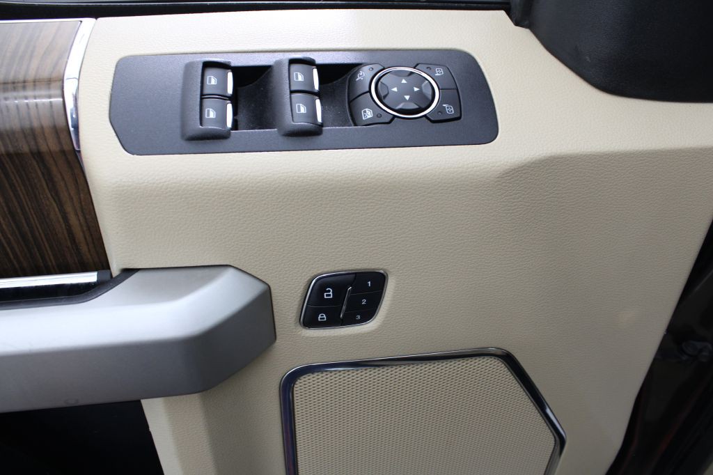 2015 Ford F-150 Image 38