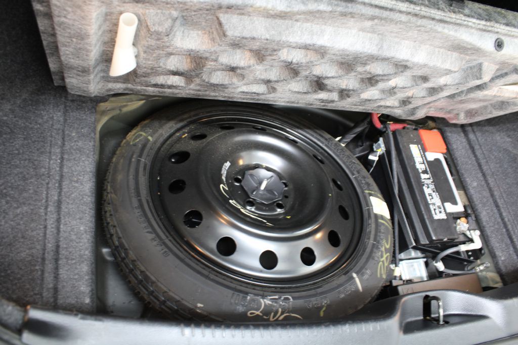 2014 Chrysler 300 Image 45