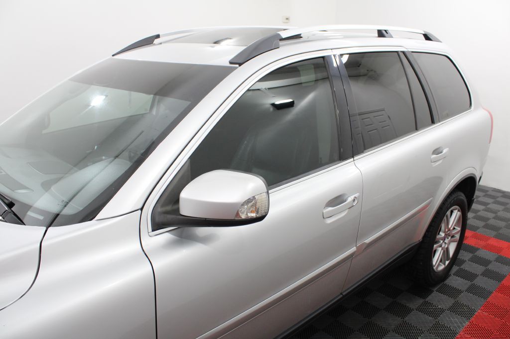 2010 Volvo XC90 Image 7